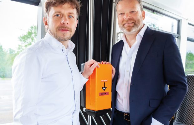 Martin Haase (l.) und Martin Gawalek wissen, wie ein ÖPNV ohne Entwerter funktionieren kann.